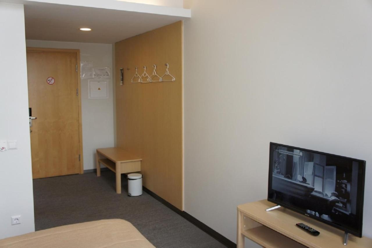 Zaliasis Slenis - Self Check-In Hotel - Free Parking Aukstkiemiai Zewnętrze zdjęcie