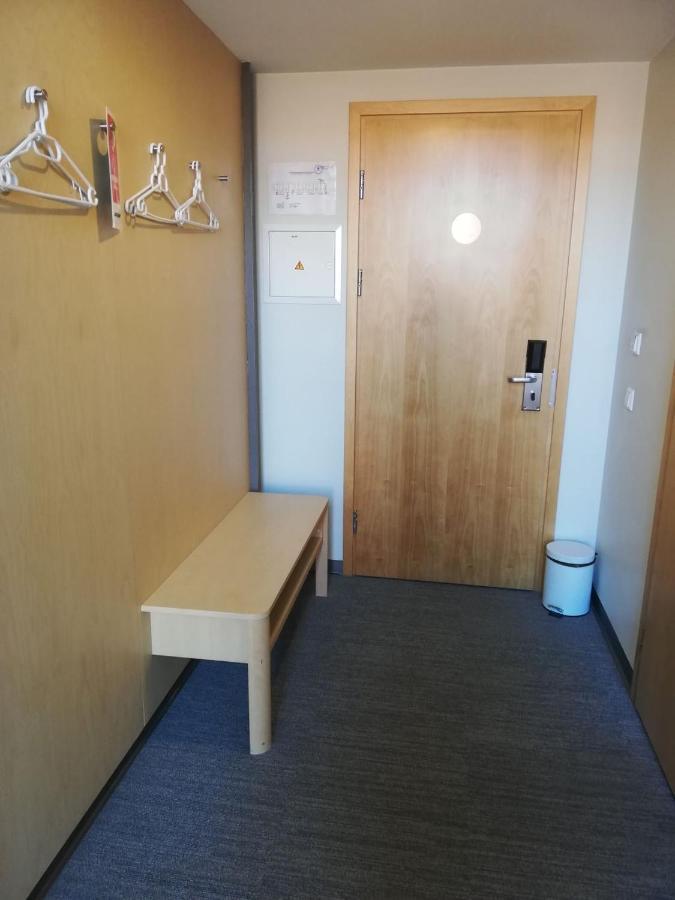 Zaliasis Slenis - Self Check-In Hotel - Free Parking Aukstkiemiai Zewnętrze zdjęcie